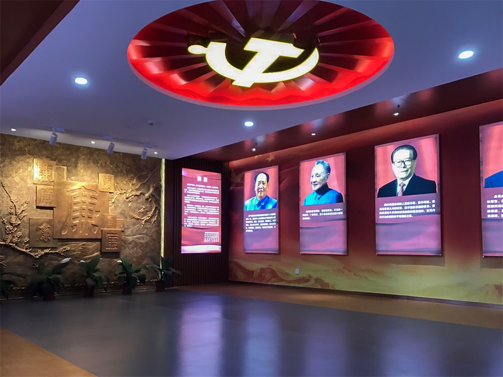 如何通過紅色展館設(shè)計(jì)展示黨的科技創(chuàng)新和科技發(fā)展成果？